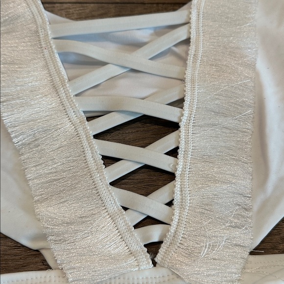 Kendall & Kylie swimsuit with matching skirt coverup - Picture 4 of 11